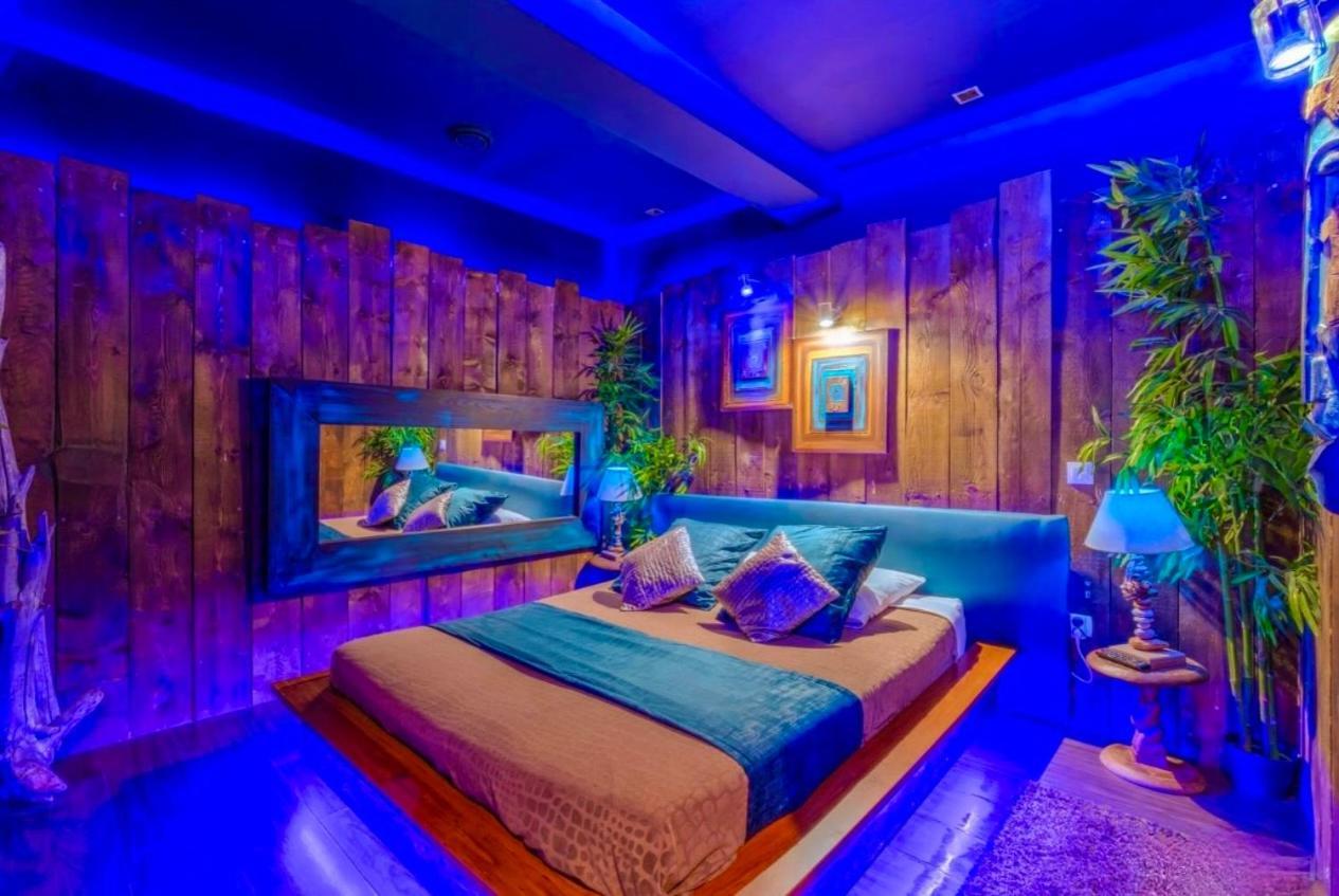 Love Room Evasion Duo Marseille Ngoại thất bức ảnh